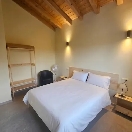 Hostal JP y Estudios-3